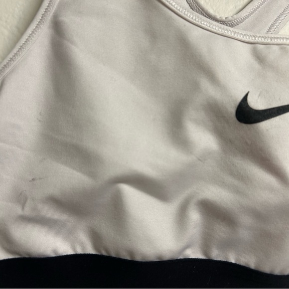 Nike White Dri-Fit Sports Bra, Size L - Picture 5 of 5